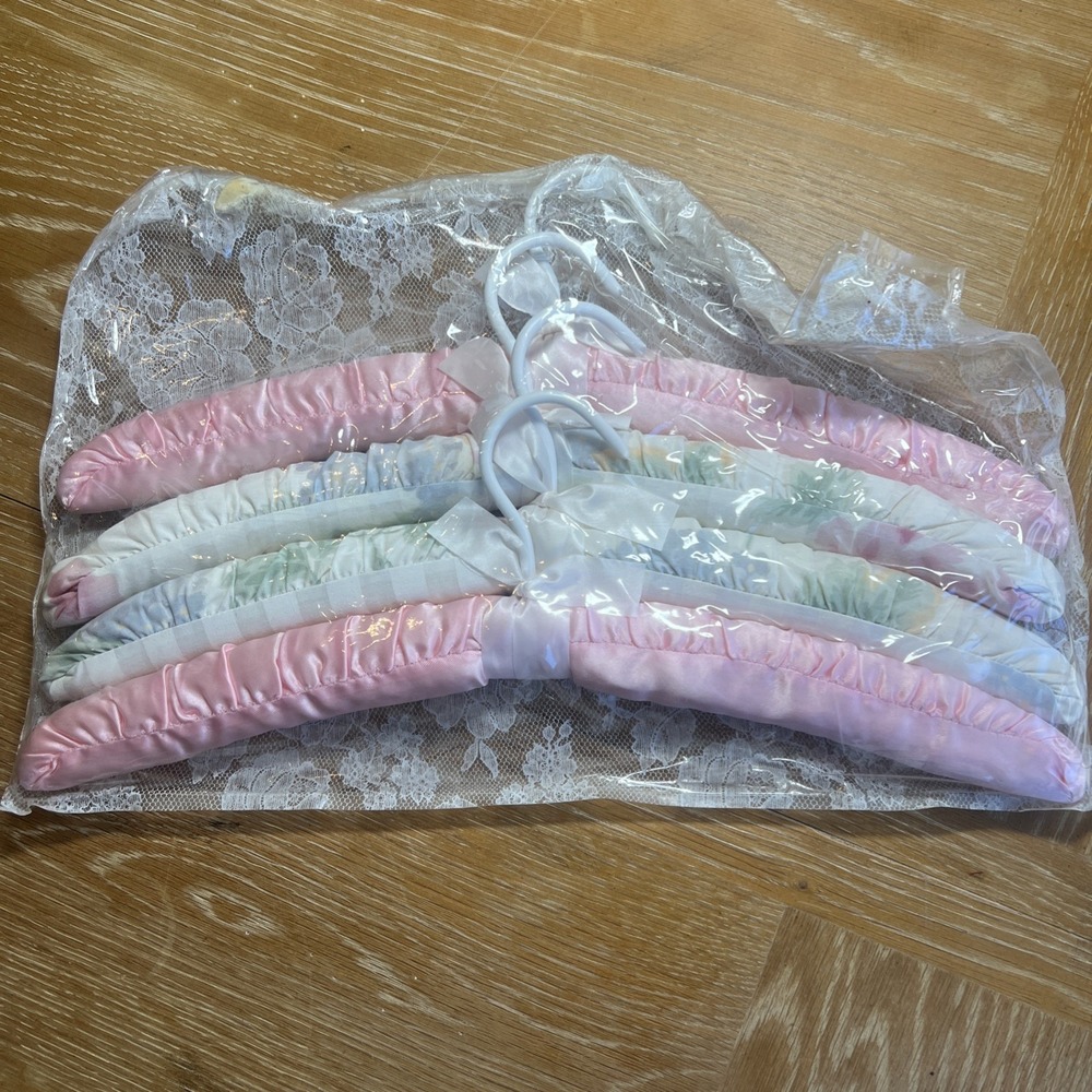 Vintage Pink & Floral White Satin Padded Hangers 15in Set of 4 - NEW!